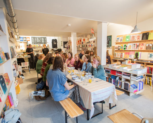 Ticket - Boek & Brekkie #11: Erosie - Astrid Haerens - Zondag 7 juni, 09:30