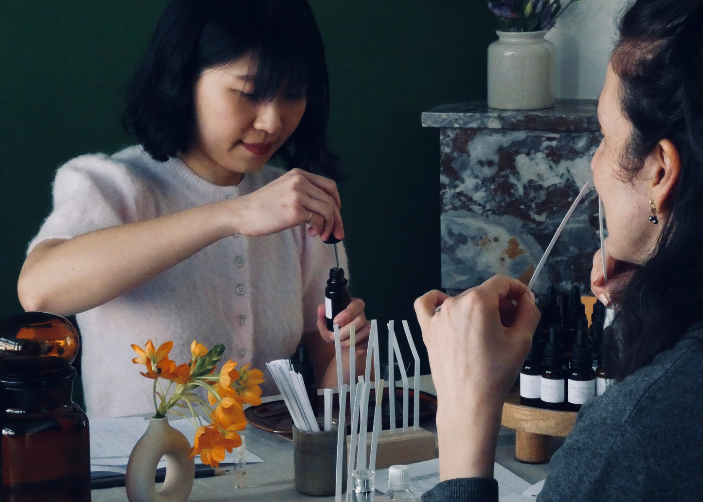 Ticket: De Utrechtse Boekenbar X Tusian: literature meets perfumery