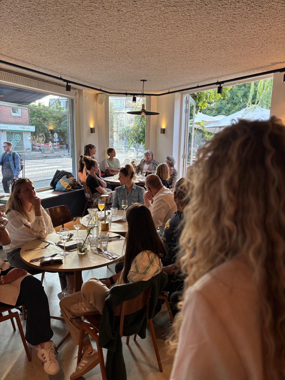 Ticket Read & Eat #3: Teun van de Keuken - 'Dieren zijn ook mensen' (dinsdag 9 december)